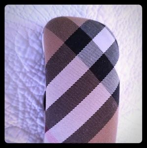 Burberry sunglasses case